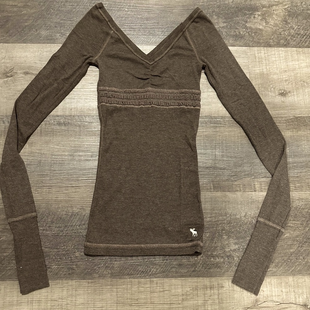 Abercrombie VINTAGE Girls Sizes M L XL tops , brown color